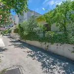 דירה Anica *